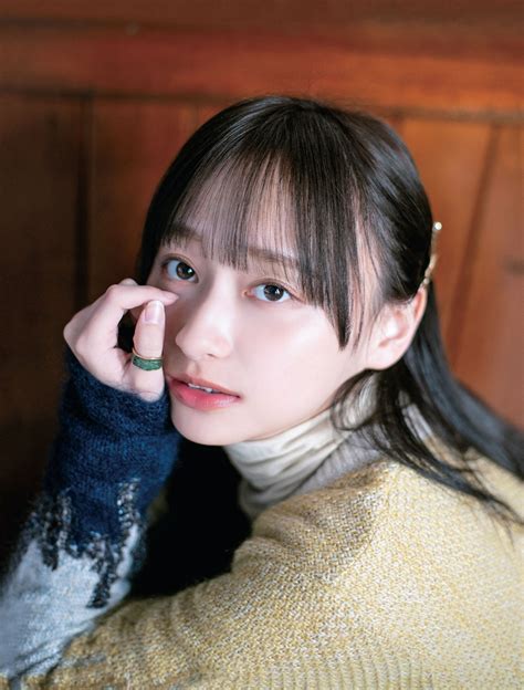 影山優佳 水着画像|日向坂46・影山優佳、1st写真集で初水着&ランジェ。